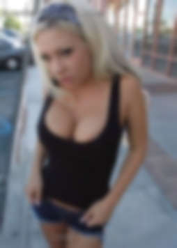 I love sex very oral in Lewiston, ID looking for FWB.